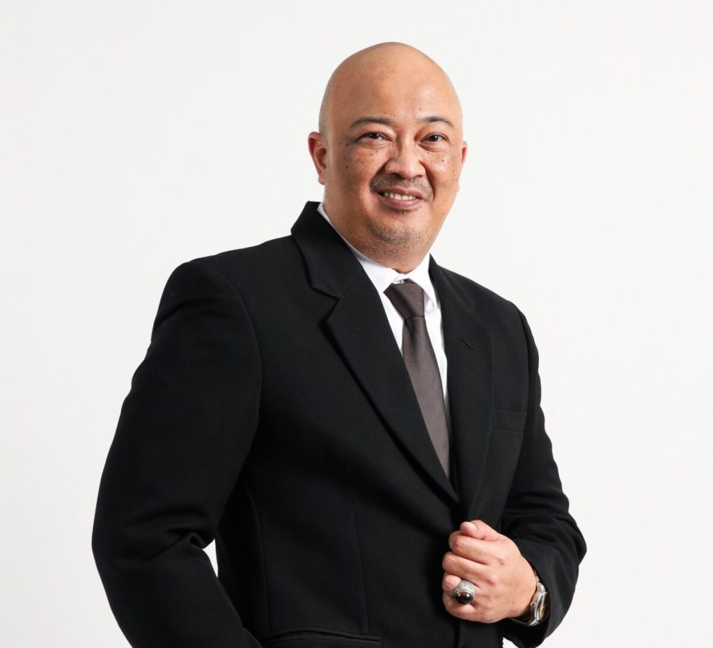 Dr. Bambang Pratama, S.H., M.H.